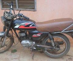 Moto JINCHENG 100